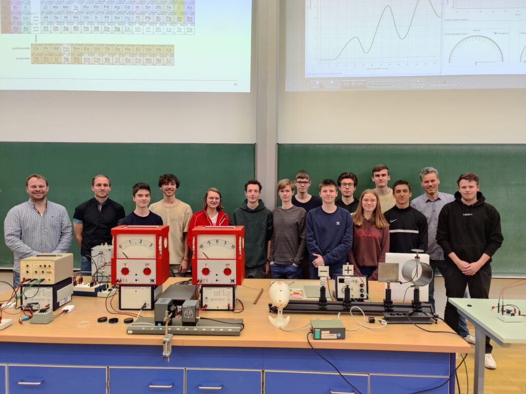 Der Physik-LK in der Uni Leipzig